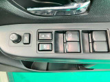 パワーウィンドウ付き☆運転席で全部の窓を開閉することが可能!!