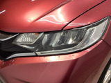 ヘッドライトで、個性も光る 、長く乗っていたい車です。