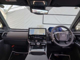 見通しのよいすっきりとした視界で、誰でも運転しやすいです。運転のしやすさは疲れにくさにも繋がりますよ♪
