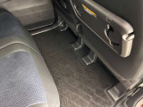 フロアマットもきれいな状態です。