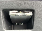 オイル・タイヤ交換などの日常整備などはもちろん、車検対応、事故や故障の修理対応など、様々な場面にてお客様をサポート致します。