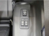 3列目電動格納シート&2列目パワーシートでシートの格納や移動もラクラク♪