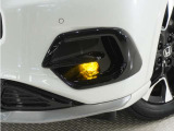 ◆フォグライト◆ 霧などの悪天候時、自車の位置を示すとともに前方や路肩が見えずらい時、近い位置をワイドに照らしてくれます