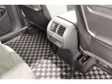 この度は数ある中から弊社認定中古車をご覧いただき誠にありがとうございます。スペースの都合上、店舗で展示していない場合がございますの事前にお問い合わせくださいませ。