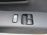 自社整備工場を完備!ご購入後のアフターメンテナンスもロイヤルに全てお任せください!