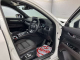 パワーウィンドウのスイッチですよ。運転席に居ながら窓を開け閉めのコントロールできます。