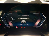 見やすいレイアウトにまとめられたインフォメーションディスプレイ。運転中に集中しながら必要な情報を把握することができます。