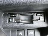 高速道路を賢く使うETC2.0装備です。高速道路とクルマが情報を連携して渋滞の迂回ルートや災害時の適切な誘導をしてくれたりします。