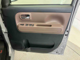気になる車両がございましたら、ぜひ一度ご来店頂き、是非お客様の目でご覧になって頂ければと思います。可能な限りネットで詳細を掲載していますが、やはり現車確認頂くほうが間違いないと思います。