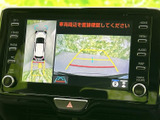 視界の死角を減らし、安全な後退をサポート。駐車場での出し入れや、狭い場所での運転を安心して行えます。