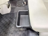 ☆車内の隅々まで徹底クリーニング!目に見えない汚れも落とします!除菌ウイルス除去・消臭でお子様にも安心!