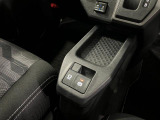 電動パーキングブレーキを搭載