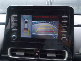 バックガイドモニターで、後方を確認しながら安心して駐車することができます。運転初心者も熟練者も必須の機能ですよ!