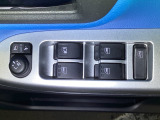ドアスイッチもシンプルで、使いやすさを考え設計されています。