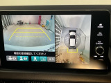 リヤカメラ表示時では視点を変更することもできます。