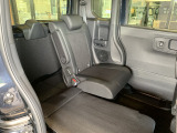 【シートアレンジ】荷物や乗車人数に合わせてシートを調整でき、幅広いシーンに対応できます。