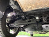 お車を安心してお乗りいただく為には、足回りの定期点検が欠かせません。サービスサポート(有償保証)では無料点検もご提供しており、安心のカーライフをお過ごしいただけるサポート体制が整っています。
