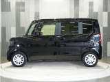整備代金を車両本体価格に含んでおります。法定点検整備または定期点検を実施し、点検記録簿を発行致します。