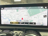 ●純正ナビ:一体感のあるナビは、高級感ある車内を演出してくれます。Bluetooth再生などオーディオ機能も充実しておりますので、運転もより楽しめます♪