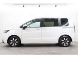 このお車はホンダ純正光脱臭・抗菌加工を納車前に致します。光触媒消臭は光触媒と銀イオンにより消臭とウイルス除菌や抗菌効果のダブル効果で車内を快適に保ちます。