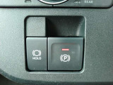 電動パーキングブレーキ搭載のお車です。