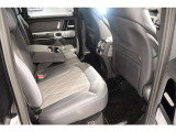 お気軽にお問い合わせください。Tel:075-325-0440 Mobile:070-2313-8676  中古車担当:時女まで