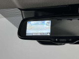 バックモニターで後ろの安全を確認しながら駐車できます!