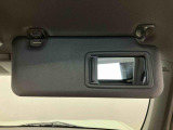 お車の事などで、気になる点やご不明な点がございましたら、右側に記載してあります無料ダイヤルを。お見積もりでしたら、「見積り依頼」ボタンよりお気軽にお問合せ下さい。