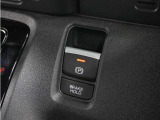 ◆オートブレーキホールド機能付き電子パーキングブレーキ◆ブレーキペダルを足から離しても停車状態を保ちます。アクセルを踏めば自動でブレーキが解除され、発進可能!