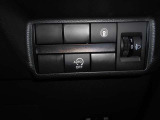 運転席での操作ボタンです!機能につきましてはお気軽にお問い合わせ下さい!