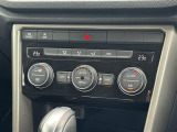 【 オートエアコン 】車内温度を感知して自動で温度調整をしてくれるのでいつでも快適な車内空間を創り上げます!//