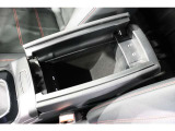 お気軽にお問い合わせください。Tel:075-325-0440 Mobile:070-2313-8676  中古車担当:時女まで