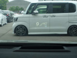 カラーヘッドアップディスプレイ搭載!