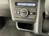 【オートエアコン】AUTOボタンを押してお好みの温度を設定!快適な室温でドライブをお楽しみいただけます♪