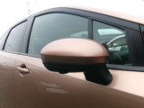 ウインカー付ドアミラーですので、対向車からの視認性を良くしてくれます!