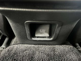 AC100V‐1500Wまでの電化製品の使用ができます!ラゲージ右側とコンソール背面に設置されています!