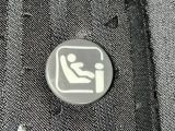 ISOFIX(後部座席)両サイド。小さなお子様のチャイルドシートを安心に取り付けできます☆