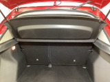 トノカバーで荷物を外から見えなくすることができます。