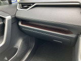 車両検査証明書付きです!だれでも中古車の状態がすぐにわかるよう、車のプロが客観的にチェック。車両の状態やわずかなキズも正確にお伝えします。