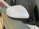 全ての車両に除菌・消臭システム「ワンダークリーン」を施行済みです。シートの表面はもちろん、後ろの席や足元も徹底的に除菌しております。