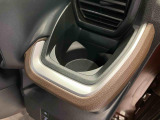 また、お車にあまり詳しくない方でも安心して立ち寄って頂けるお店作りを目指しています。中古車選びに不安があるという多くのお客様の声に応えるべく『親切・丁寧・明瞭』をキーワードにしっかりサポート致します。