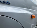 運転席ドア下部に小キズがあります。