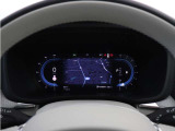 Google アシスタントを呼べば、友人や家族、会社の同僚への連絡や、車内環境の調整も思いのまま。ルート案内やエンターテイメント機能を利用する際も、ステアリングから手を離す必要はありません。