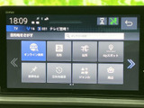 多彩な機能が搭載されたナビオーディオ。目的地設定や音楽再生など、ドライブを快適にする様々な操作をスムーズに行えます。