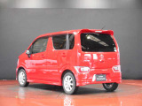 【認定中古車】厳しい品質チェックにより選び抜かれた車両には、状態に応じて「マツダ認定U-carプレミアム」と「マツダ認定U-car」の2つのグレードを設定しています。