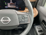 ステアリングスイッチで車両状態の確認、設定やナビ機能の操作もハンドルを握りながら可能になります☆