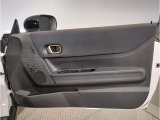 当社BMW認定中古車は全車保証付きでございます。また保証料金や整備費用はお見積書内の諸費用・税金に追加計上する事はございません。認定中古車保証付きのお支払総額でお見積りご依頼の上、他店とお比べください