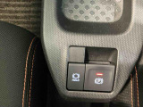 中古車をお選びいただく際に気になる走行距離や修復歴などに加えてキズ・凹みの有無・状態や消耗品の交換、今までの整備状況が &ldquo;ダイハツ認定中古車カルテ&rdquo;でわかります。