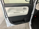 延長保証につきましてはお求めいただく車両によって保証料が異なりますので、当店スタッフまでお気軽にお問い合わせくださいませ。