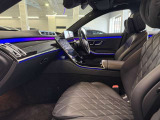 <メルセデスの認定中古車「サーティファイドカー」には、最大100項目にも及ぶ点検・整備項目が設定されています>